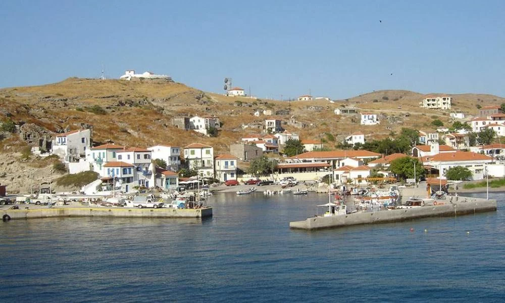 Γιατροί οπλίτες κάνουν τη θητεία τους σε ακριτικά νησιά